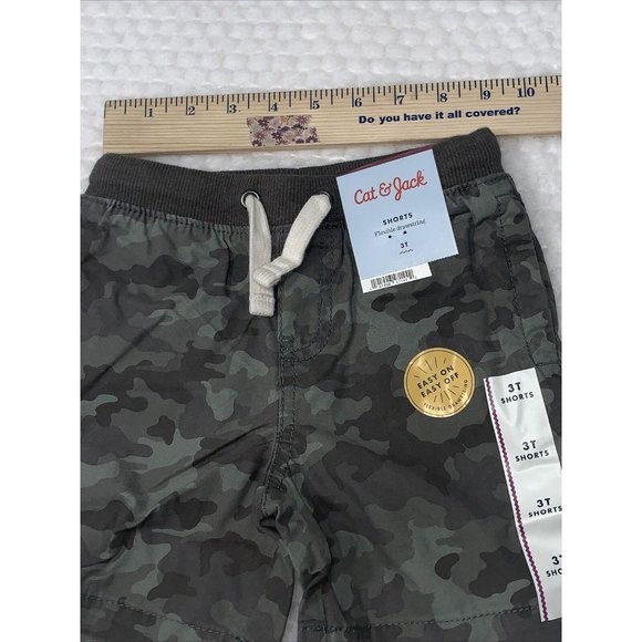 Cat & Jack 3T Flexible Draw String Camo shorts - Picture 8 of 8